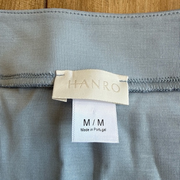 Hanro Pale Blue Knit V-Neck Sleeveless Top - Picture 7 of 13